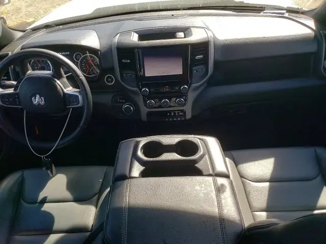 MERCEDES-BENZ GLE 2024 photo 8