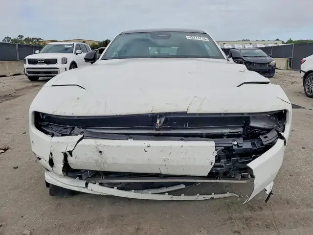MERCEDES-BENZ C 2017 photo 5