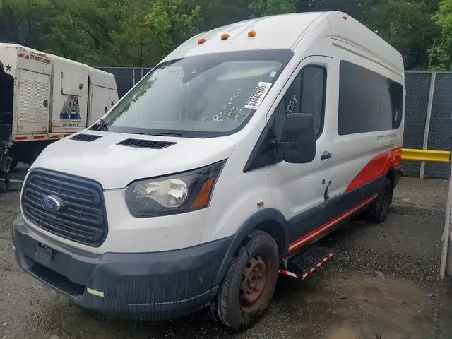 FORD F150 2015 — MINOR DENT/SCRATCHES