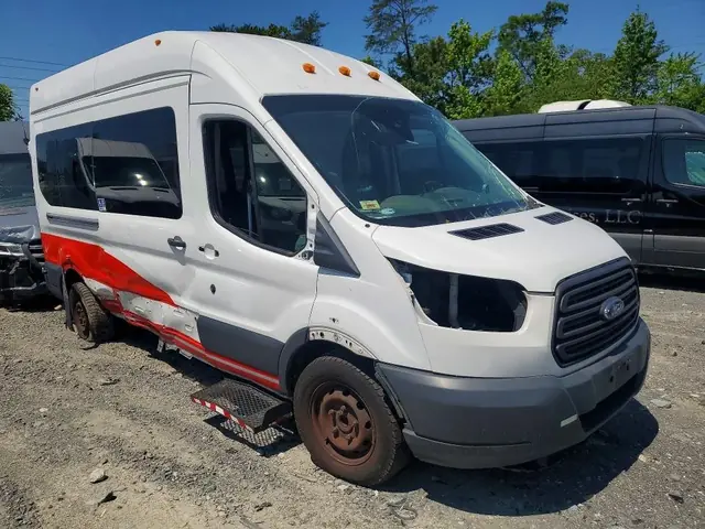 FORD ECONOLINE 2024 photo 4