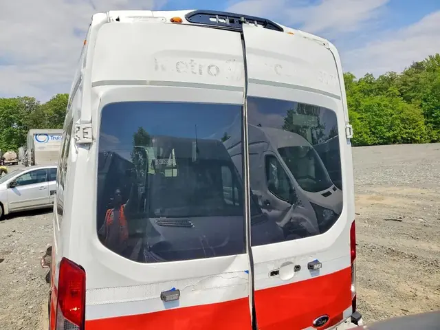 FORD ECONOLINE 2024 photo 6