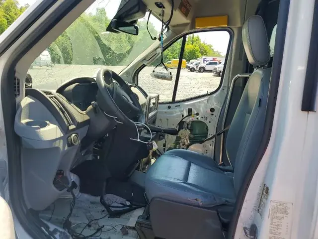 FORD ECONOLINE 2024 photo 7
