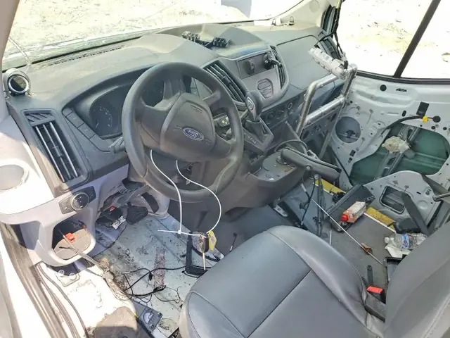 FORD ECONOLINE 2024 photo 8