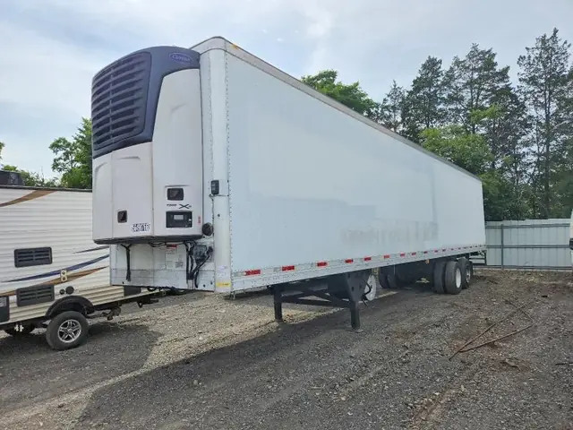 FORD F550 2022 photo 2
