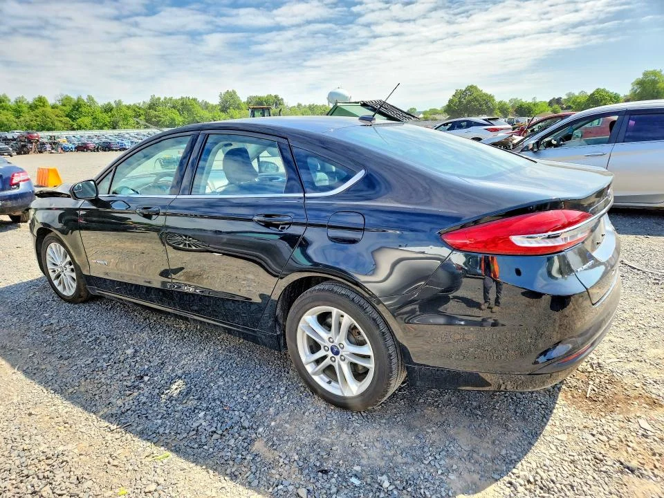 TOYOTA PRIUS 2010 photo 2