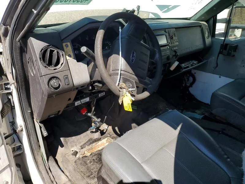HYUNDAI ELANTRA 2012 photo 8