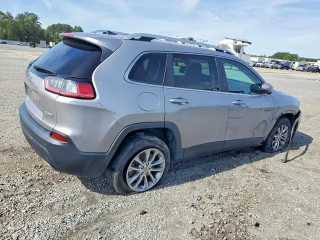 CHEVROLET BLAZER 2025 photo 3