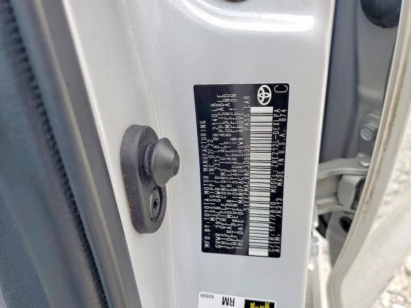 MERCEDES-BENZ E 2017 photo 12