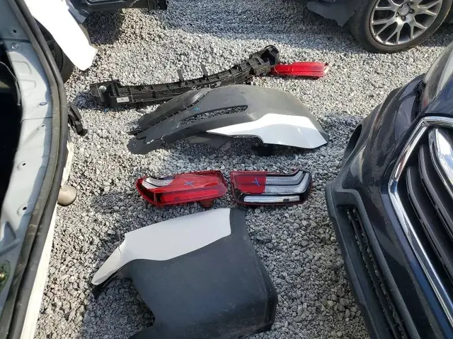 TOYOTA PRIUS 2024 photo 12