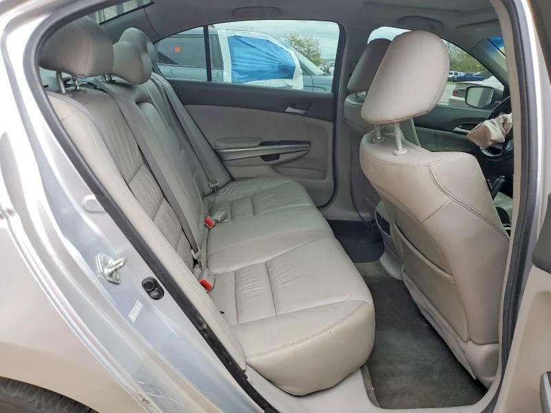 HYUNDAI ELANTRA 2017 photo 10