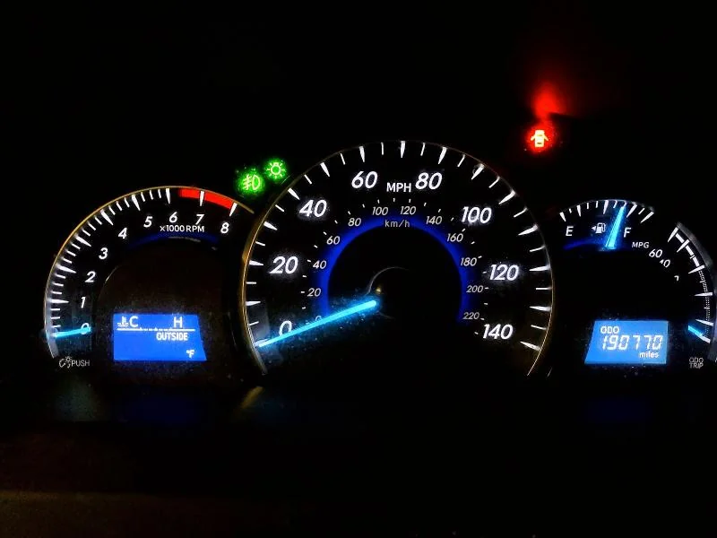 TOYOTA CAMRY 2014 photo 9