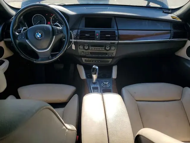 BMW X6 2012 photo 8