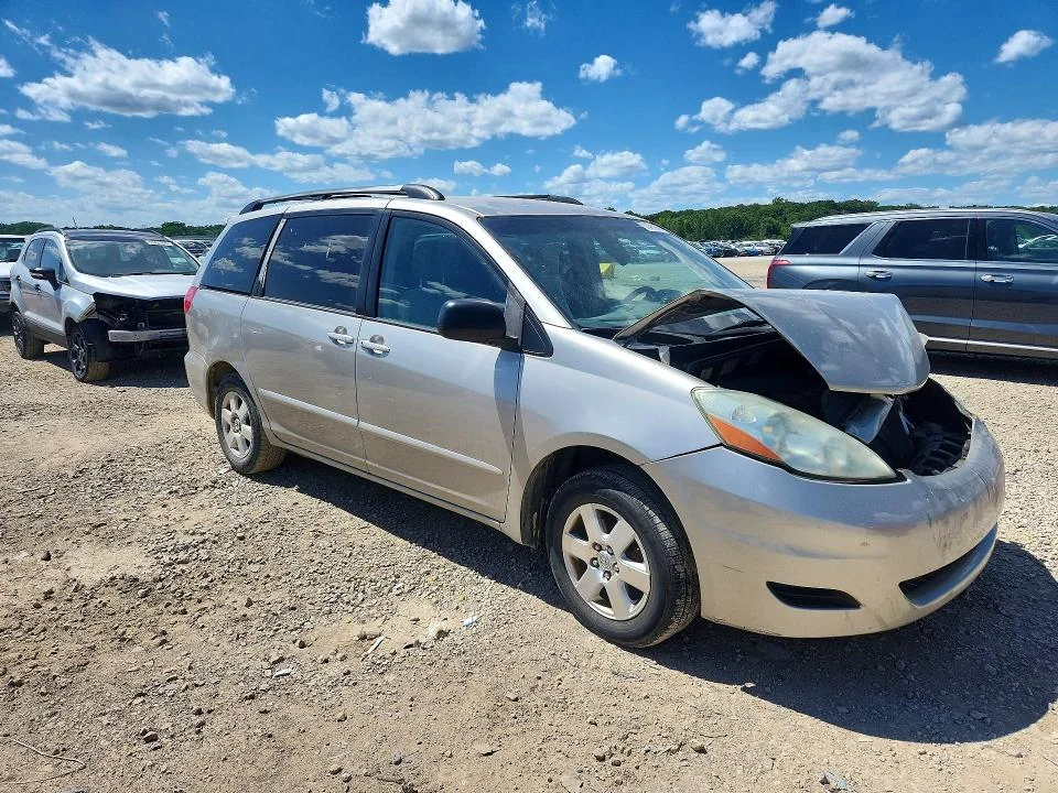 TOYOTA SIENNA 2006 photo 4