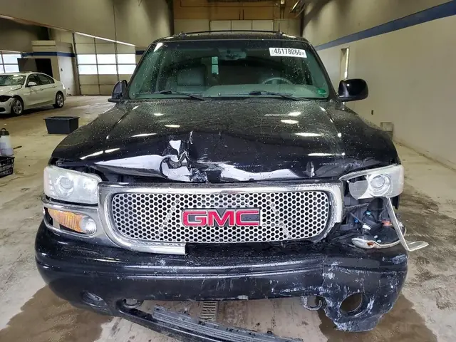 GMC YUKON 2003 photo 5