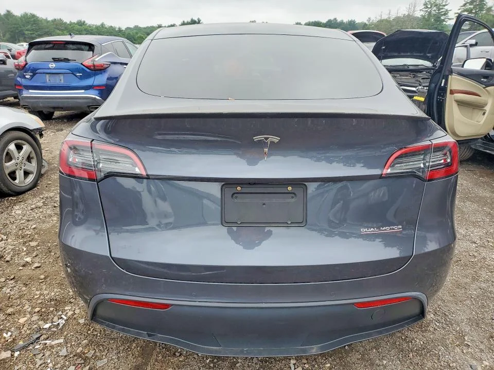 TESLA MODEL Y 2021 photo 6