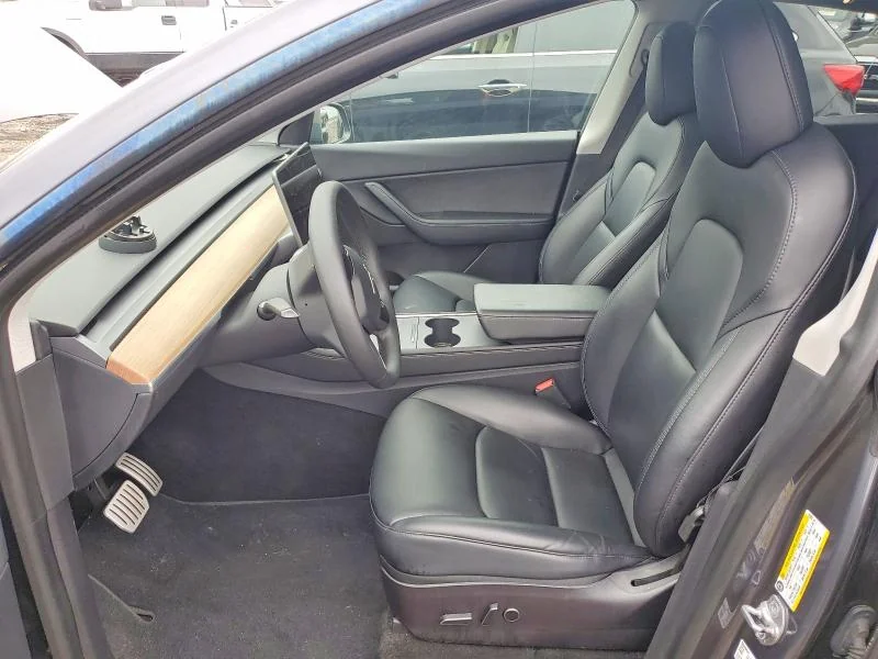 TESLA MODEL Y 2021 photo 7