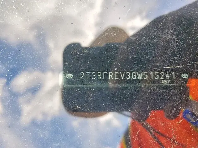 TOYOTA RAV4 2016 photo 13