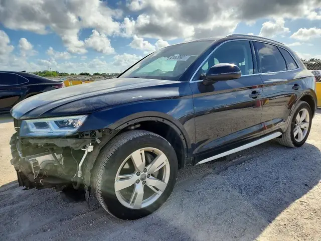 AUDI Q5 2018 — FRONT END