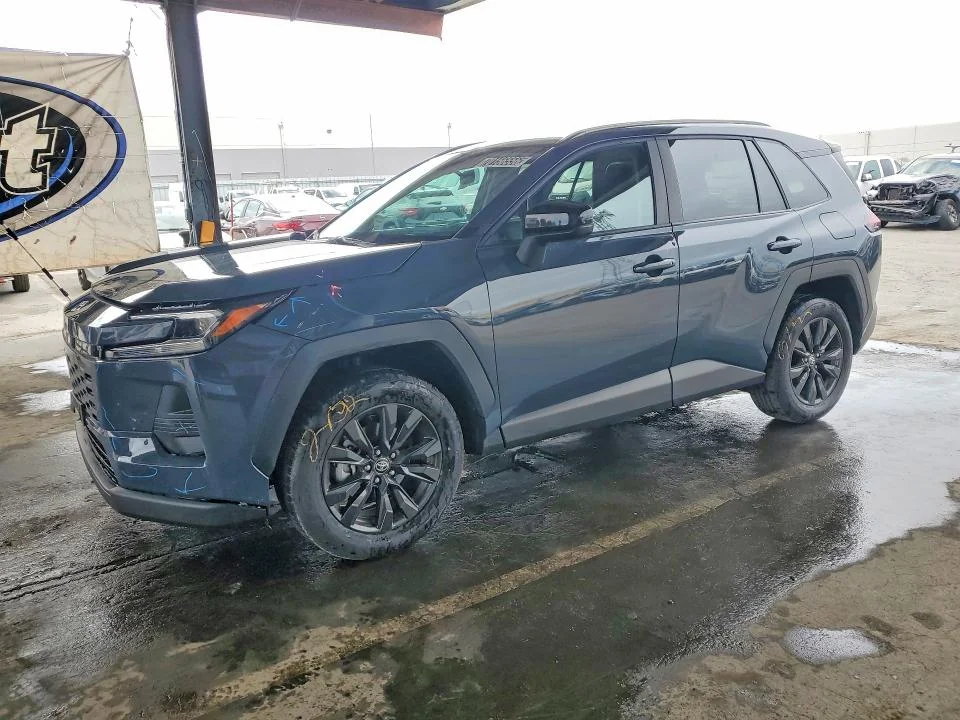 TOYOTA RAV4 2026 — FRONT END