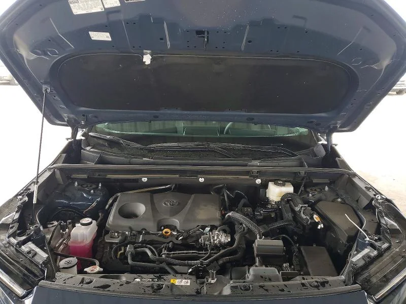 TOYOTA RAV4 2026 photo 11