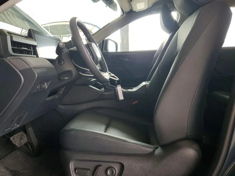 TOYOTA RAV4 2026 photo 7