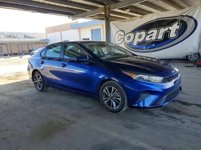 KIA FORTE 2023 photo 4