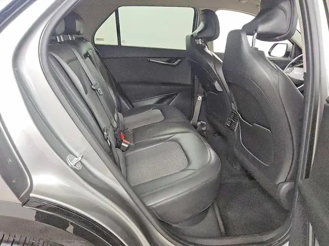 KIA NIRO 2024 photo 10