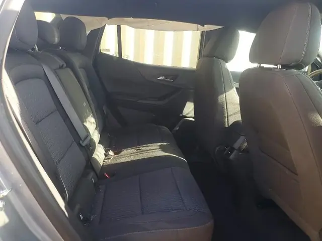 CHEVROLET EQUINOX 2026 photo 11