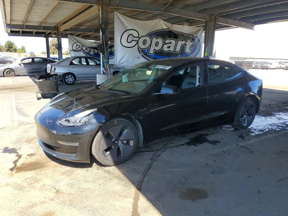 TESLA MODEL 3 2022 — FRONT END