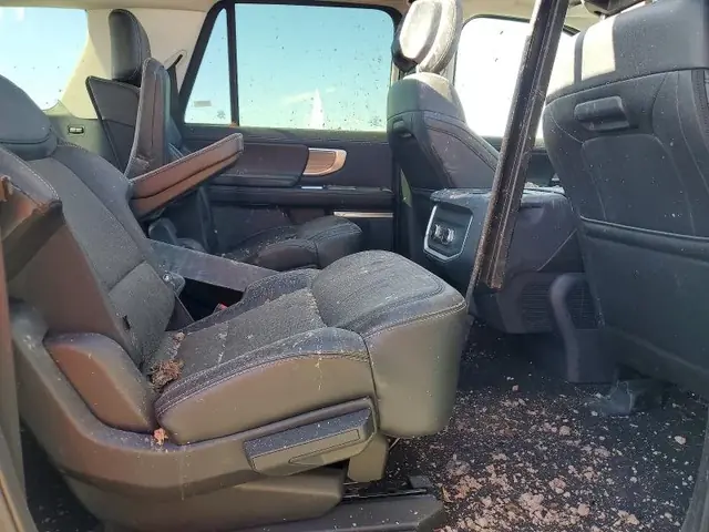 FORD EXPEDITION 2026 photo 11