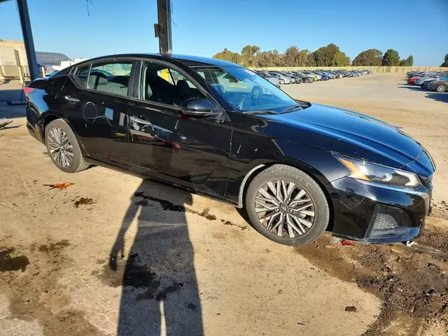 NISSAN ALTIMA 2023 photo 4