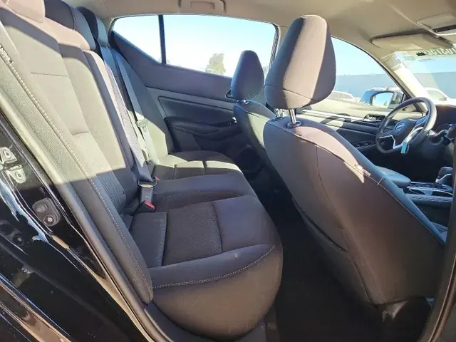 NISSAN ALTIMA 2023 photo 10