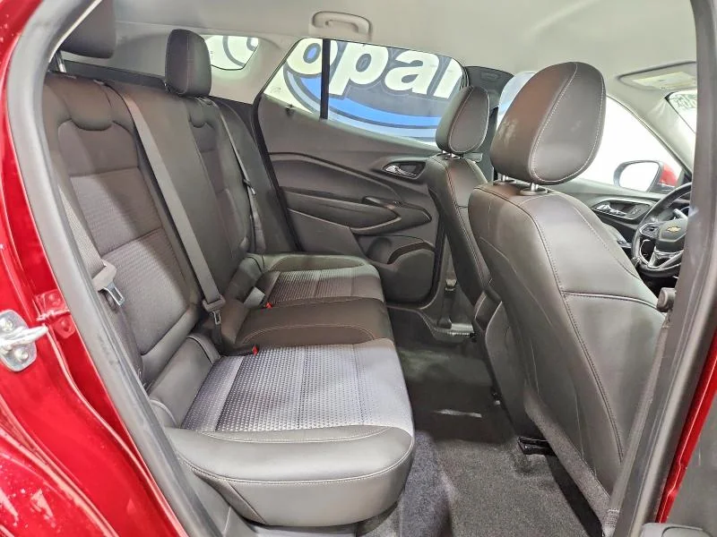 CHEVROLET TRAX 2025 photo 11