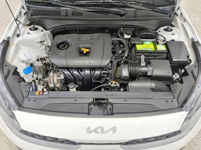 KIA FORTE 2024 photo 11