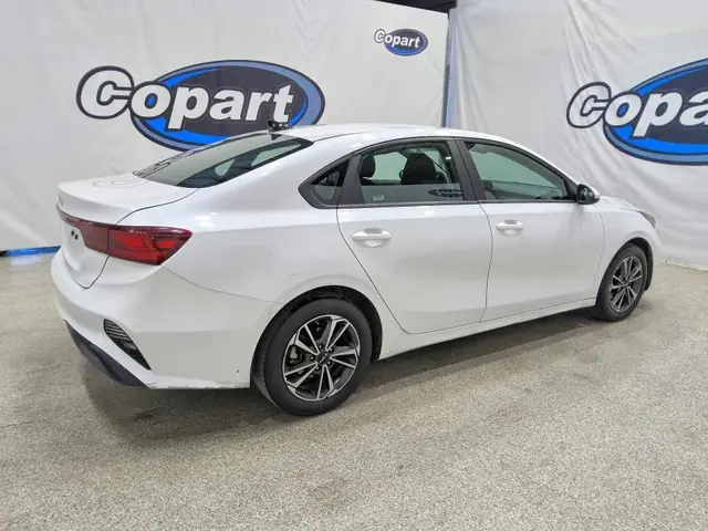 KIA FORTE 2024 photo 3