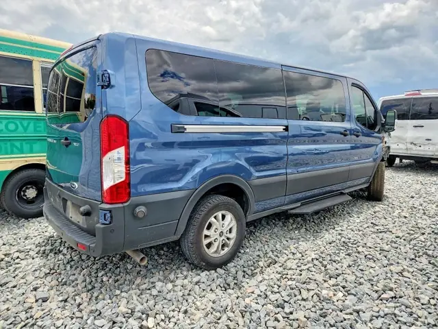 FORD TRANSIT 2024 photo 3