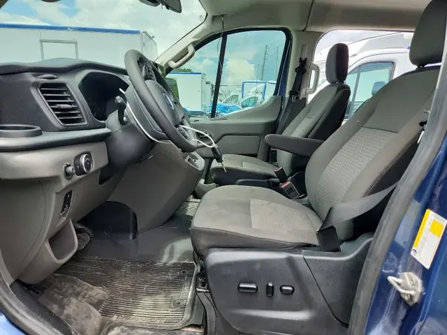 FORD TRANSIT 2024 photo 7