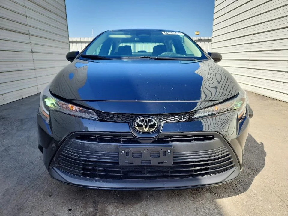 TOYOTA COROLLA 2025 photo 5