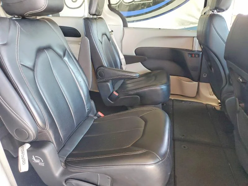 CHRYSLER PACIFICA 2024 photo 11