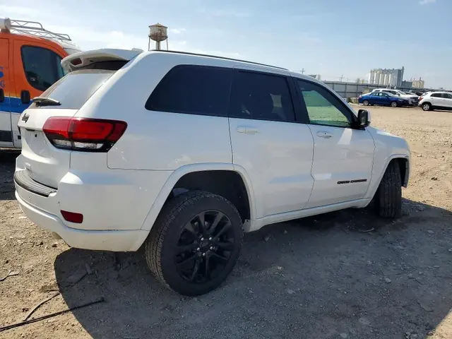 JEEP GRAND CHEROKEE 2018 photo 3