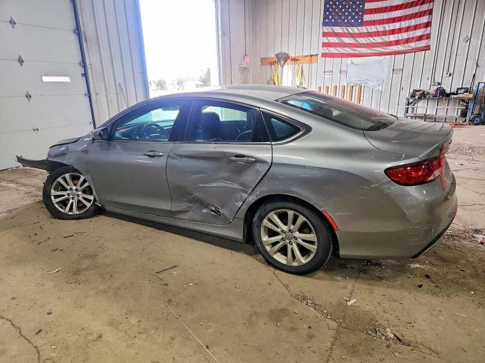 CHRYSLER 200 2016 photo 4