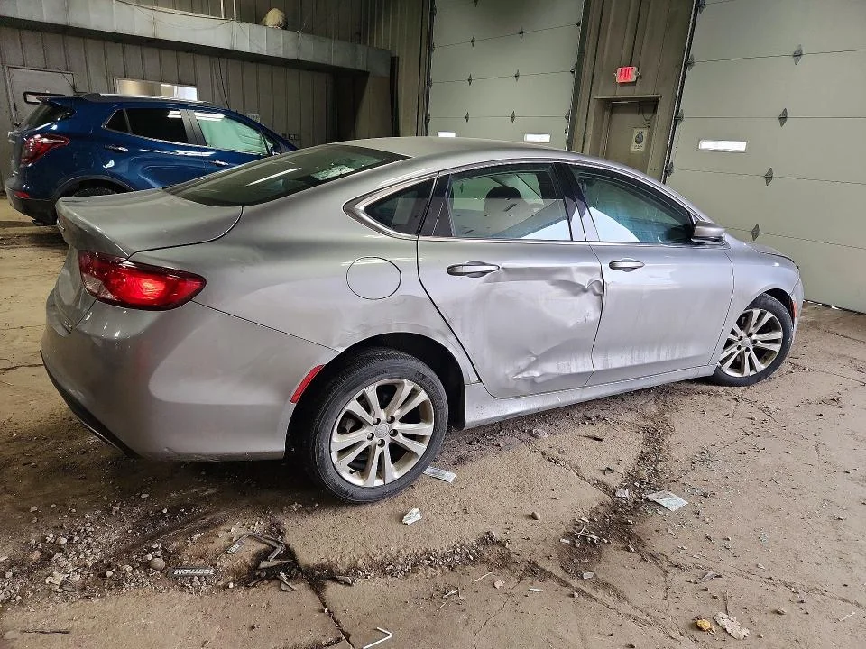 CHRYSLER 200 2016 photo 6