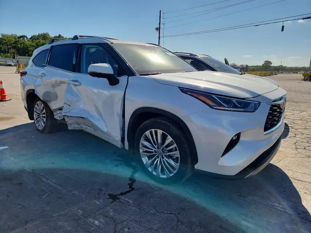 TOYOTA HIGHLANDER 2026 photo 4