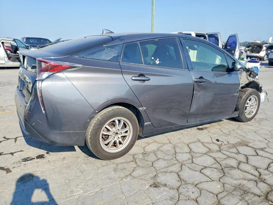 TOYOTA PRIUS 2017 photo 3