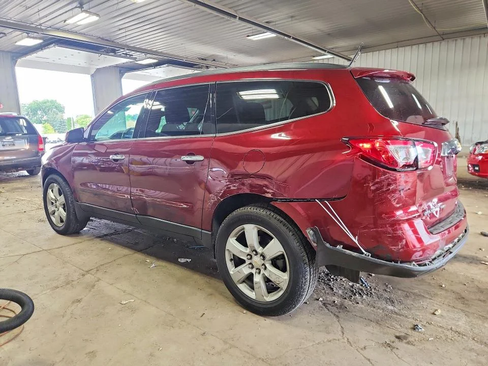 CHEVROLET TRAVERSE 2017 photo 2