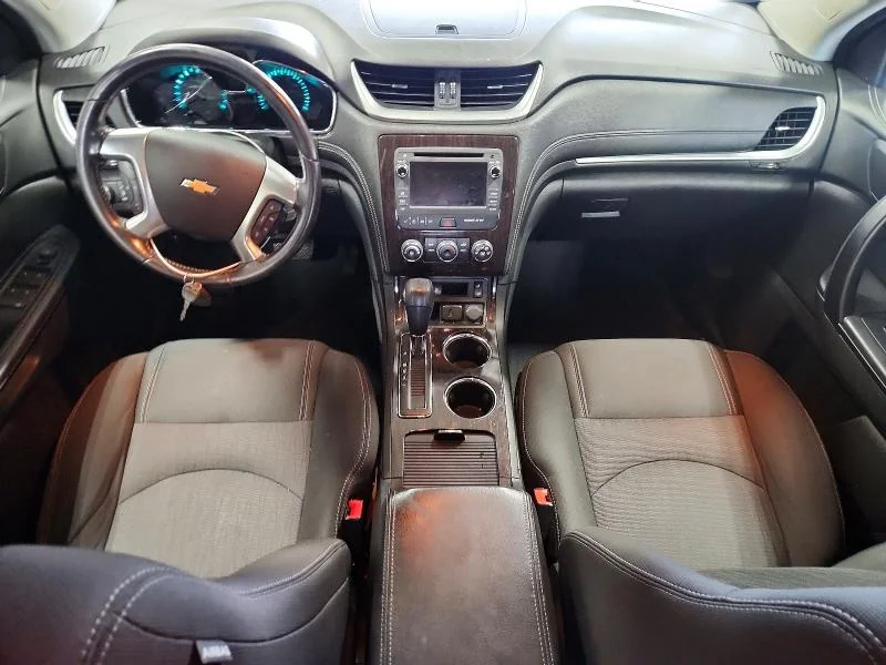 CHEVROLET TRAVERSE 2017 photo 8