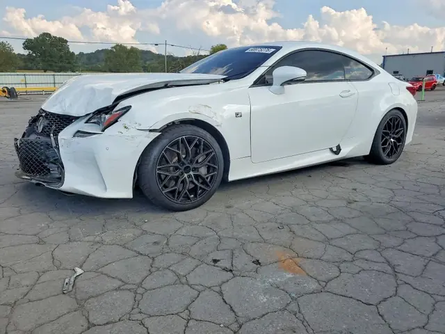LEXUS RC 2017 — FRONT END