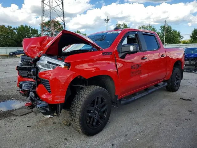 CHEVROLET SILVERADO 2024 — FRONT END