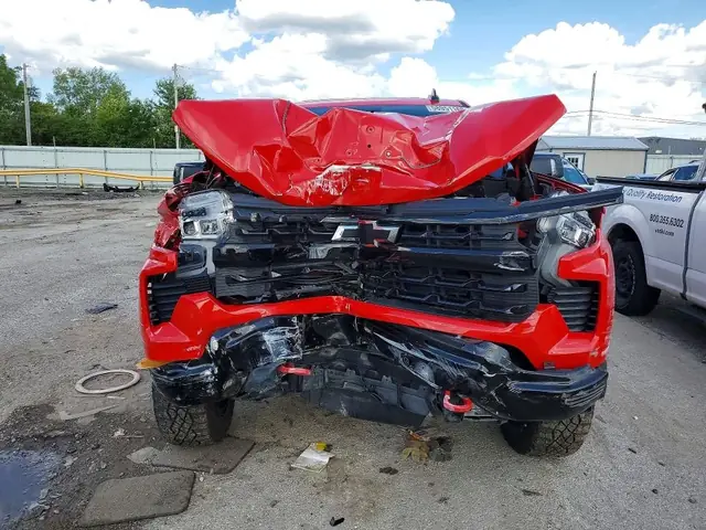 CHEVROLET SILVERADO 2024 photo 5