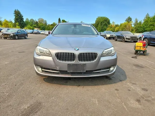 BMW 328 2011 photo 5